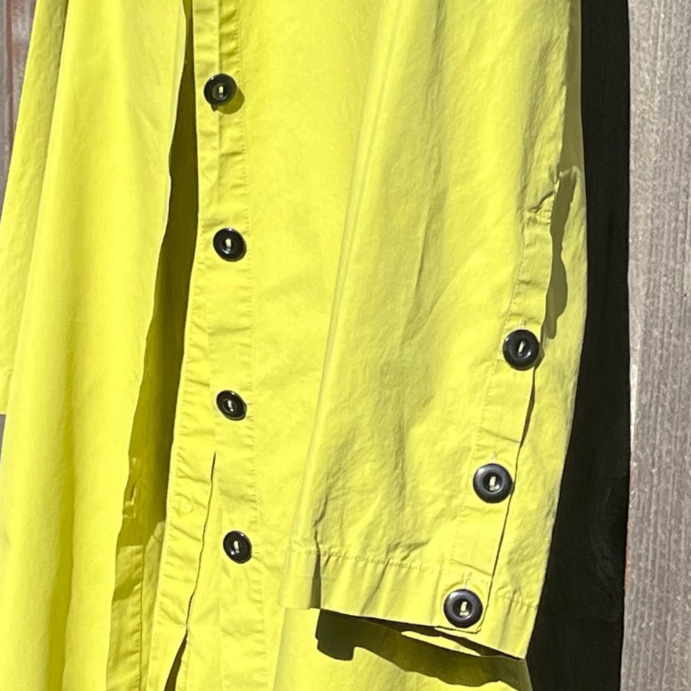 Lightweight Lime Button-Down Shirt - Unbranded - image 7